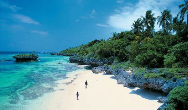 Lifou-Islands-New-Caldeonai